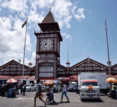 Starbroek-Market